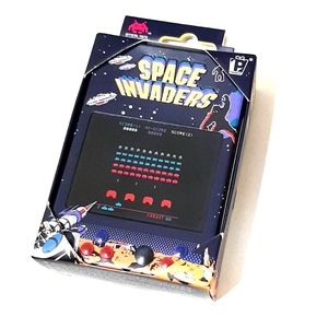Space Invaders Playing Cards with Storage Tin